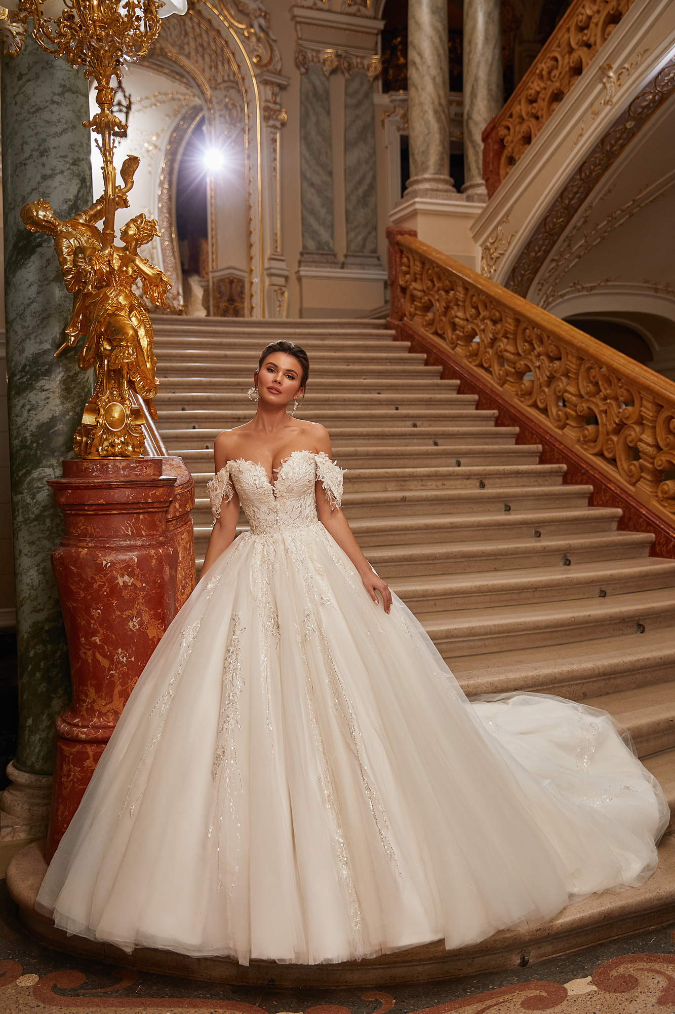 Anna Sposa Yunis 4700